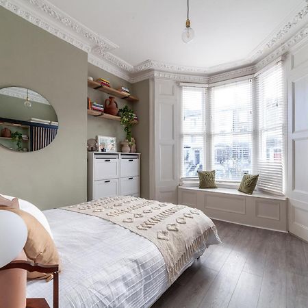 Arte Stays - 2 Bed Luxurious Flat, Garden, 5Min Dalston St., Parking Available, Serviced Accommodation - Up To 5 Ppl Londres Exterior foto